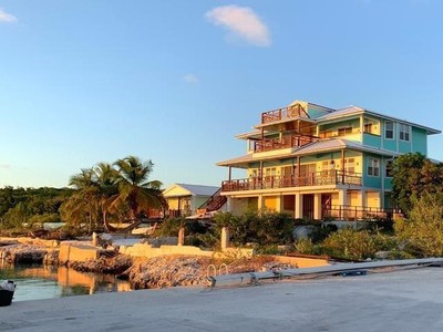 Commercial &middot; For sale &middot; 10 bedrooms