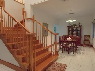 House &middot; For sale &middot; 5 bedrooms